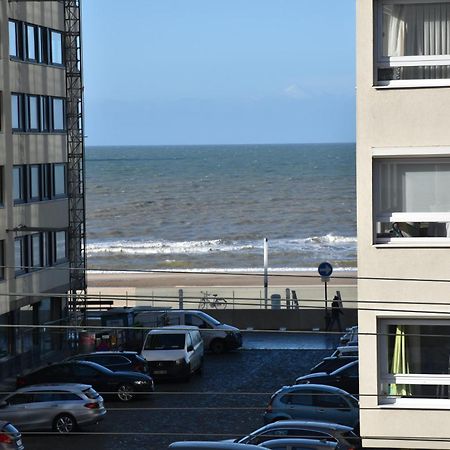 Lichtrijk 2-Slaapkamerappartement Met Zeezicht En Gratis Parking Ostenda Zewnętrze zdjęcie