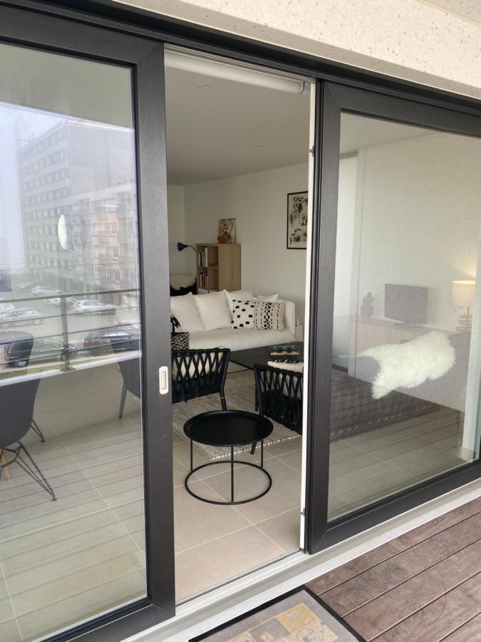Lichtrijk 2-Slaapkamerappartement Met Zeezicht En Gratis Parking Ostenda Zewnętrze zdjęcie