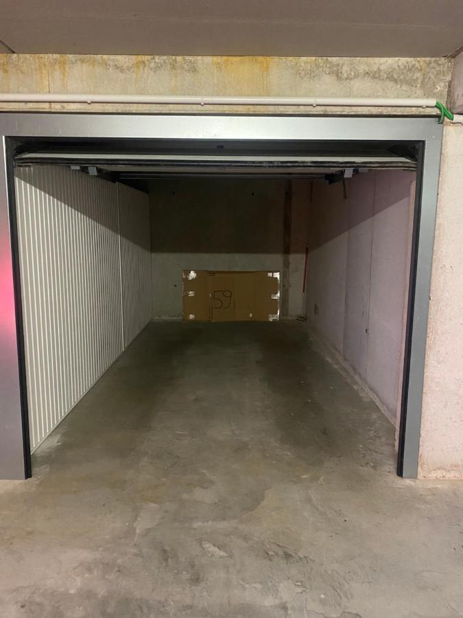 Lichtrijk 2-Slaapkamerappartement Met Zeezicht En Gratis Parking Ostenda Zewnętrze zdjęcie