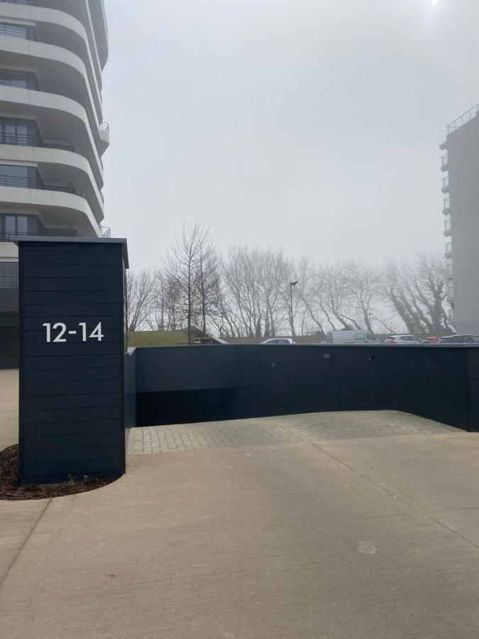 Lichtrijk 2-Slaapkamerappartement Met Zeezicht En Gratis Parking Ostenda Zewnętrze zdjęcie